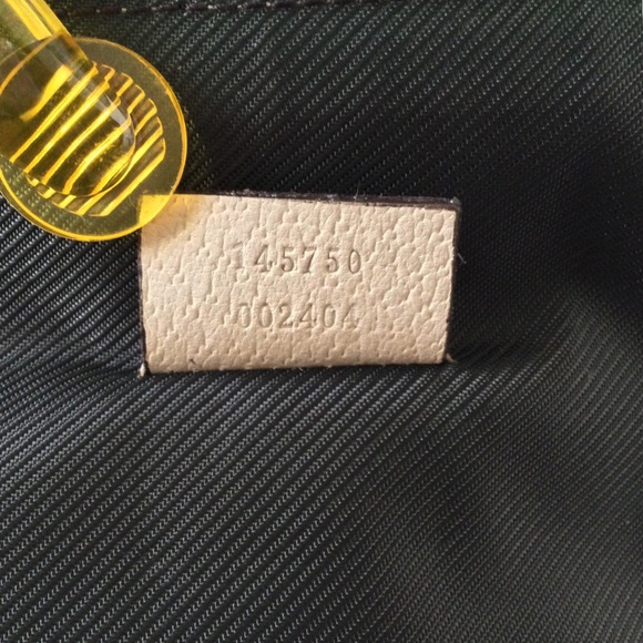 *SOLD* Gucci Abbey D-Ring Monogram Pochette - Picture 12 of 12